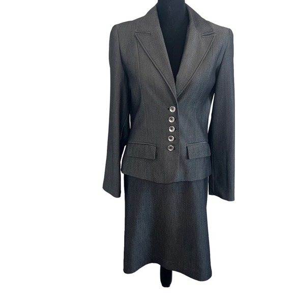 Signature by Larry Levine Dresses & Skirts - Signature by Larry Levine 2 Piece Skirt Suit Women’s Blazer Jacket 8